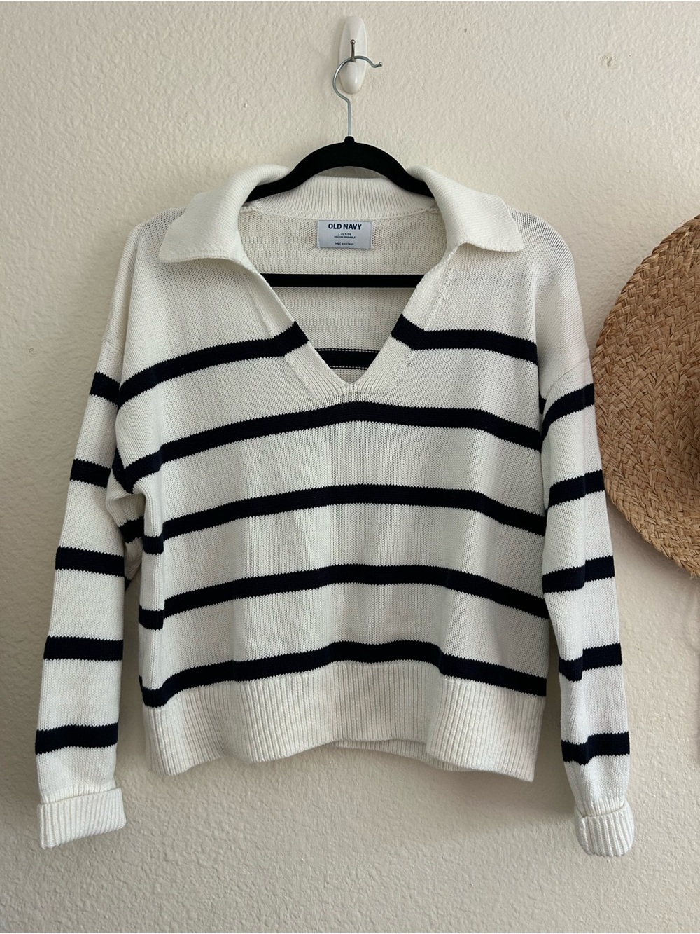 Old Navy Sweater